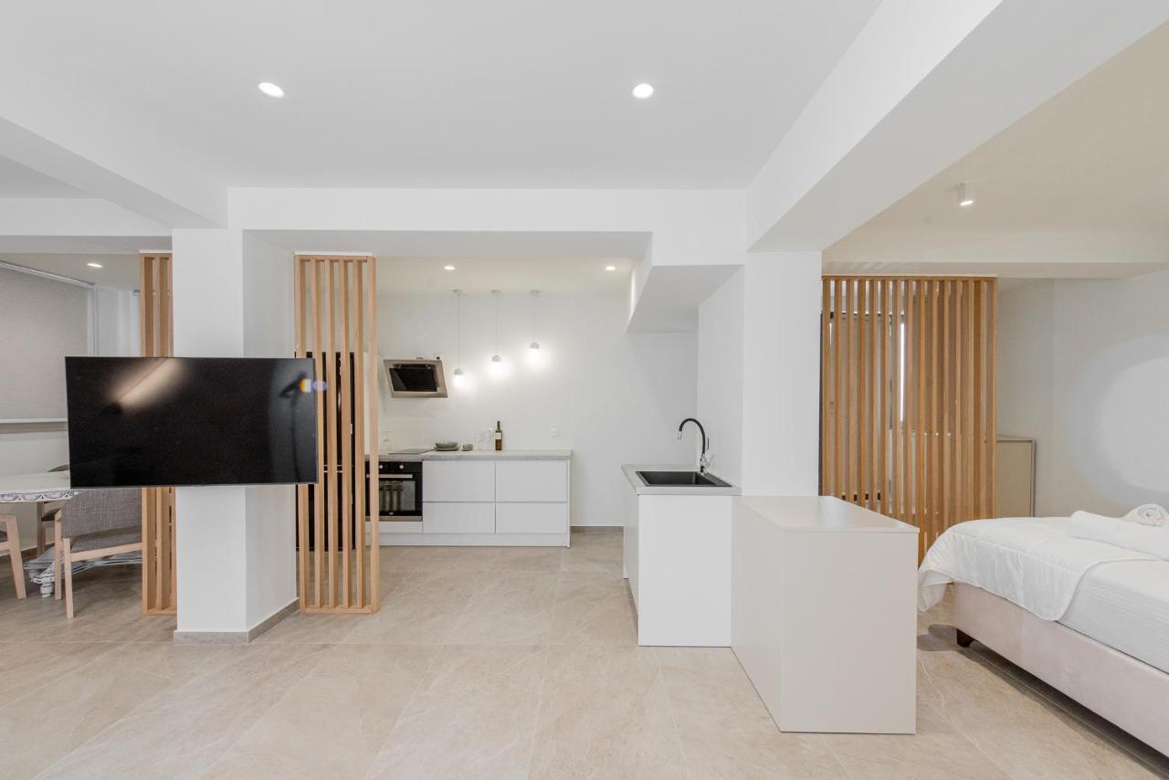 Gemela Allstarboutique In Aegina A Екстер'єр фото